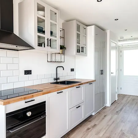 De Schelp 51, Free Parking Daire *